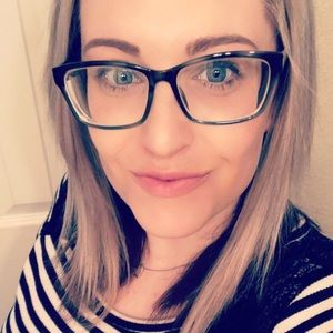 Meet your Posher, Brittney